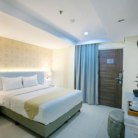 The Cube Hotel Malioboro, Azana Hotels Collection Γιογκιακάρτα Εξωτερικό φωτογραφία