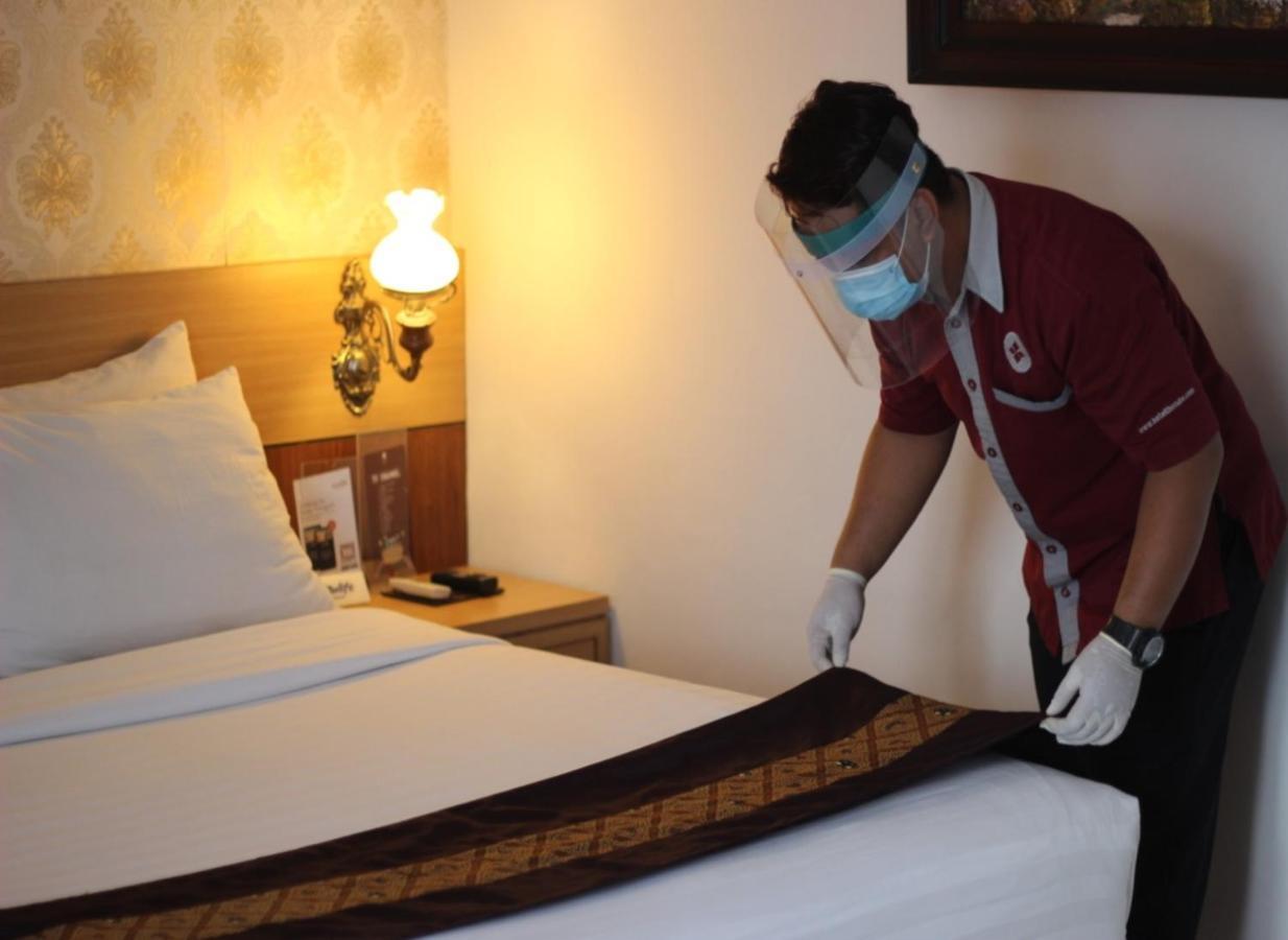 The Cube Hotel Malioboro, Azana Hotels Collection Γιογκιακάρτα Εξωτερικό φωτογραφία