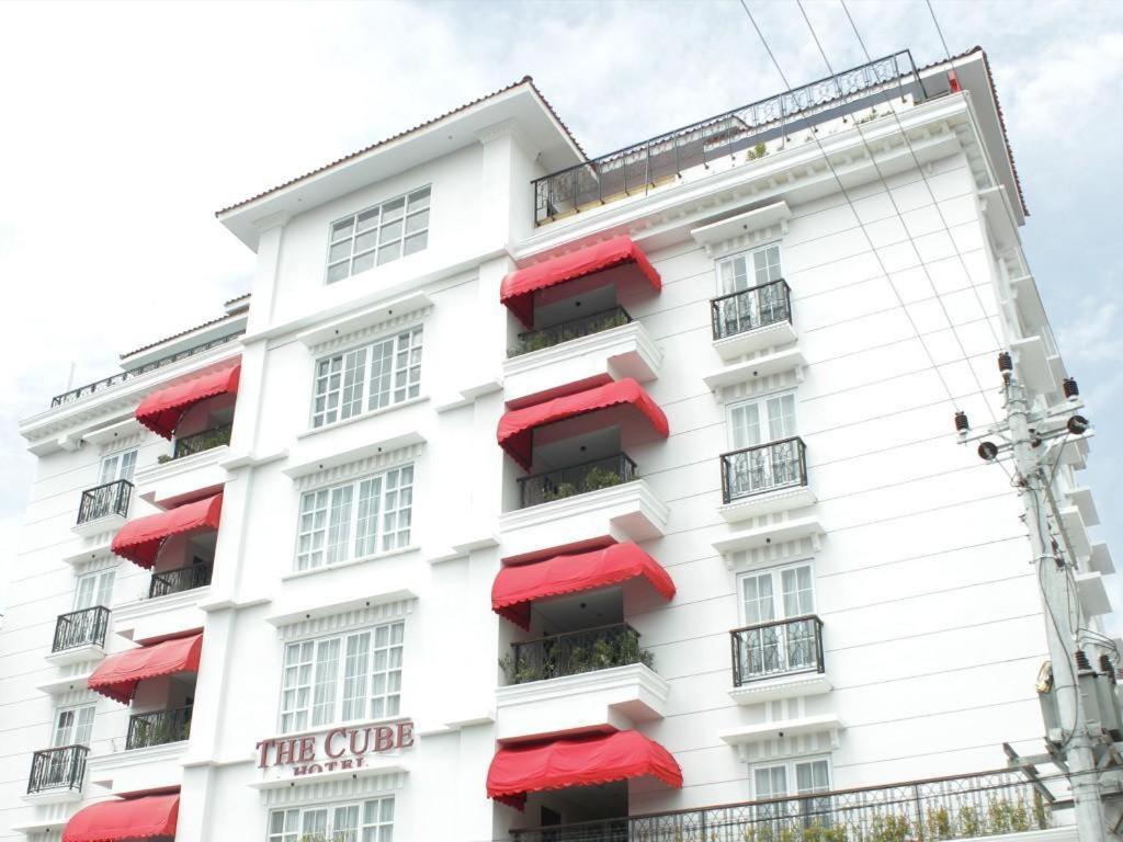 The Cube Hotel Malioboro, Azana Hotels Collection Γιογκιακάρτα Εξωτερικό φωτογραφία