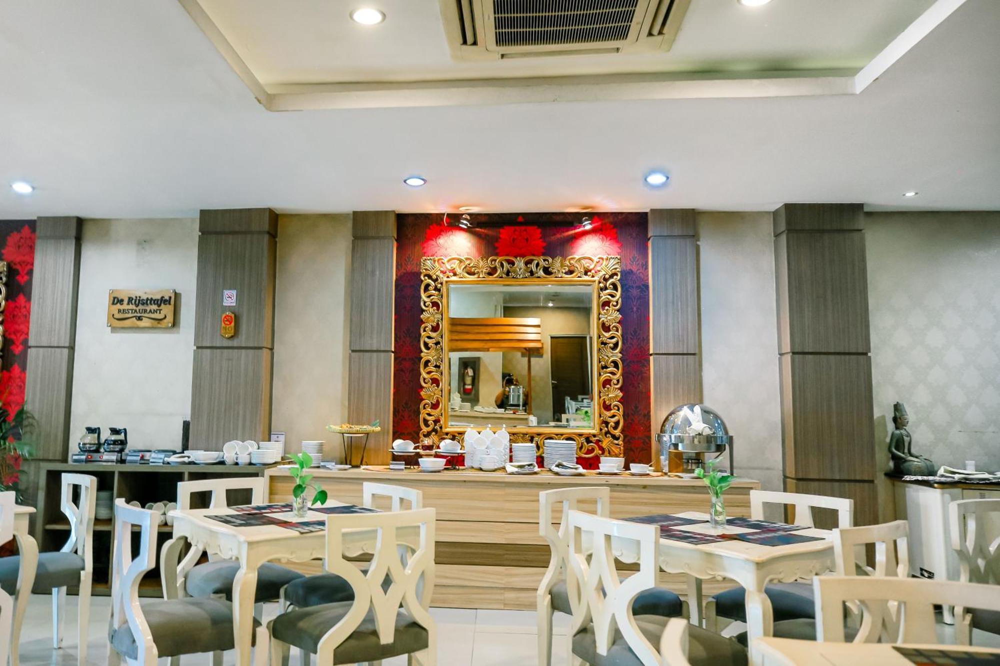 The Cube Hotel Malioboro, Azana Hotels Collection Γιογκιακάρτα Εξωτερικό φωτογραφία