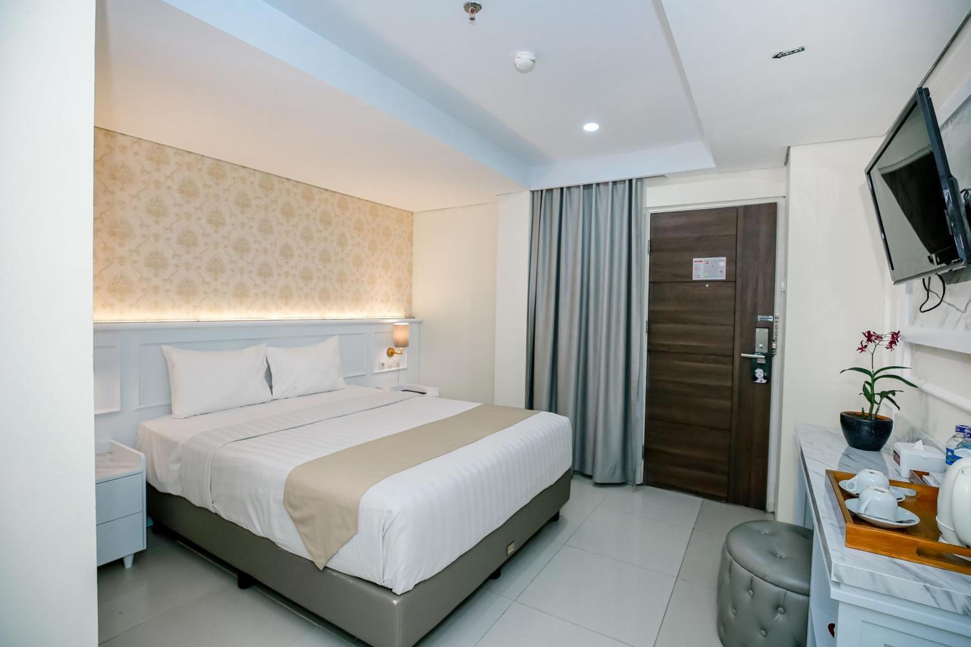 The Cube Hotel Malioboro, Azana Hotels Collection Γιογκιακάρτα Εξωτερικό φωτογραφία